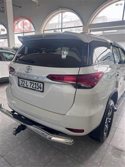 تۆیۆتا فۆرچێنەر